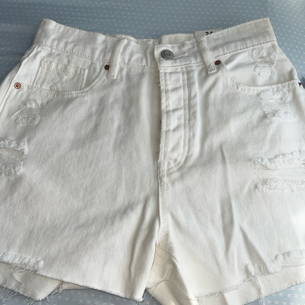 Brand new, white pacsun shorts